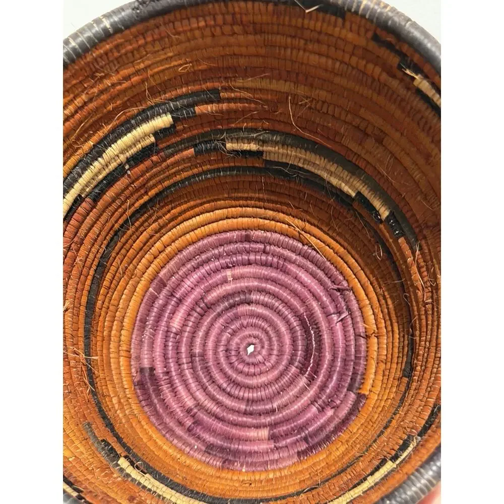 6” VINTAGE NATIVE AMERICAN HANDWOVEN BASKET